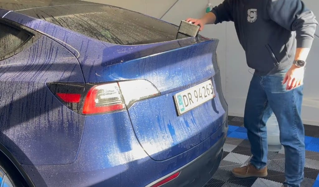 Autoshampoo til tesla